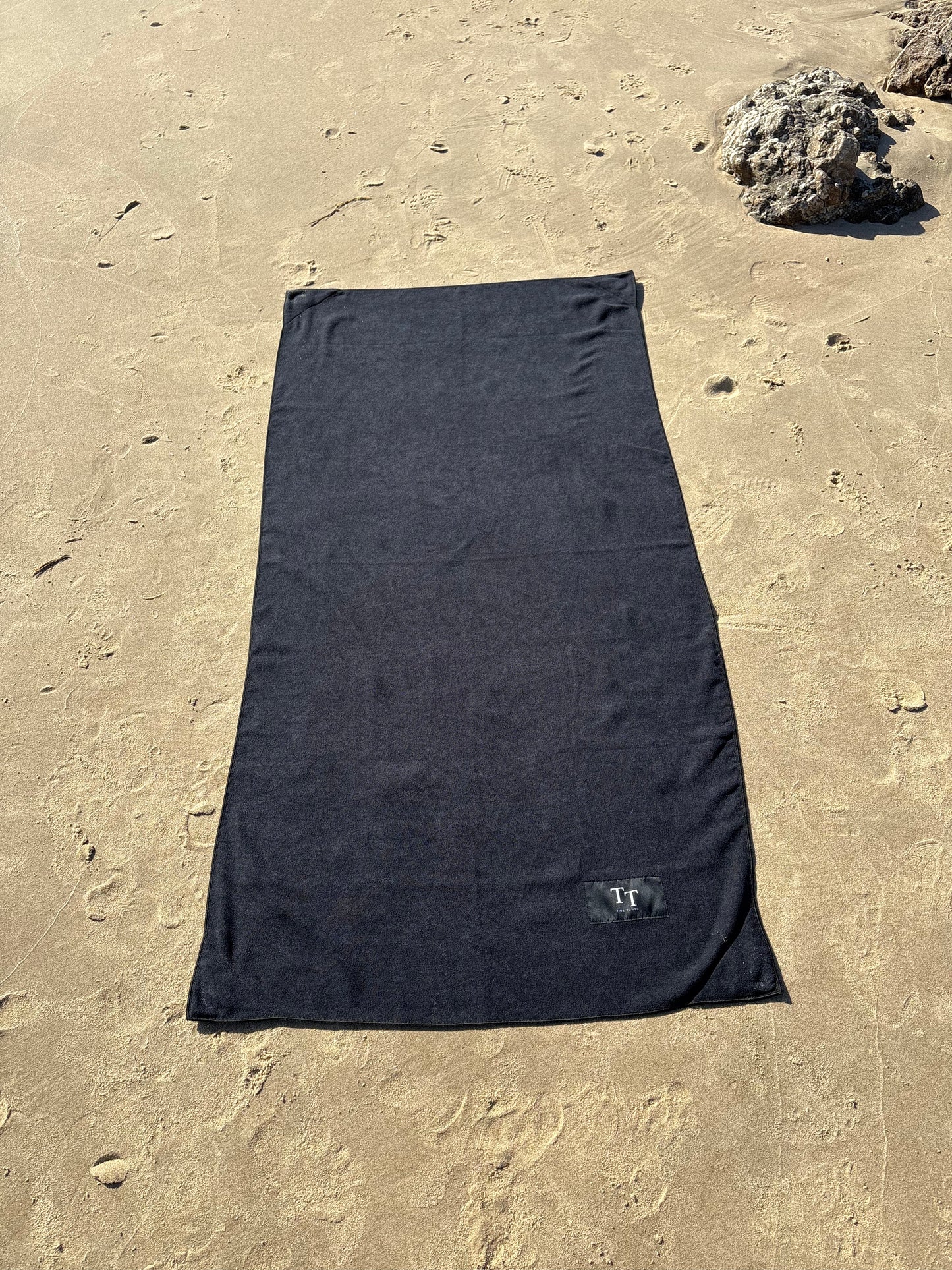 Tide Magnet Towel